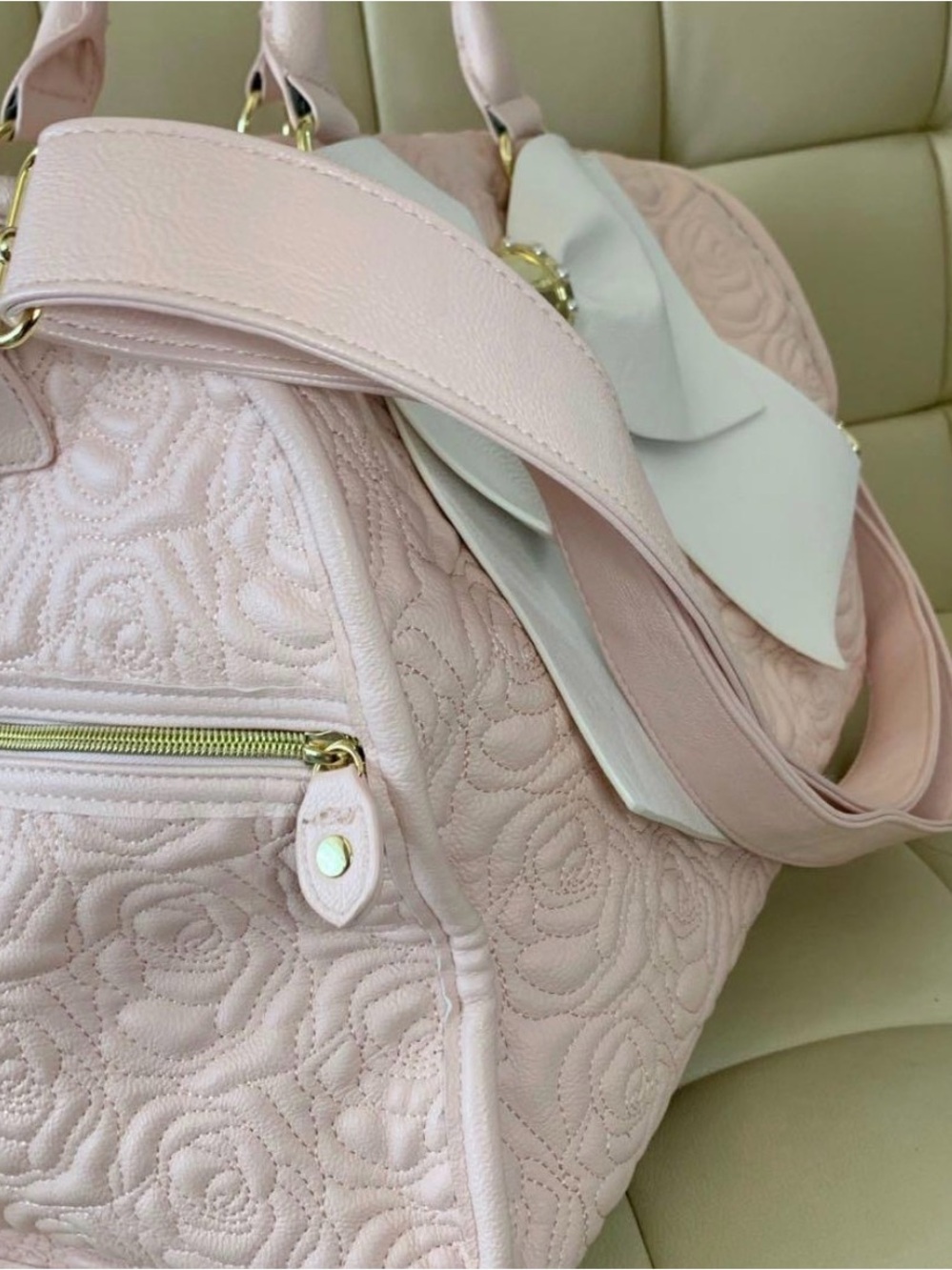 Betsey Johnson Pink Quilted Rose Tote with White Bow and Gold Accent - Picture 4 of 4